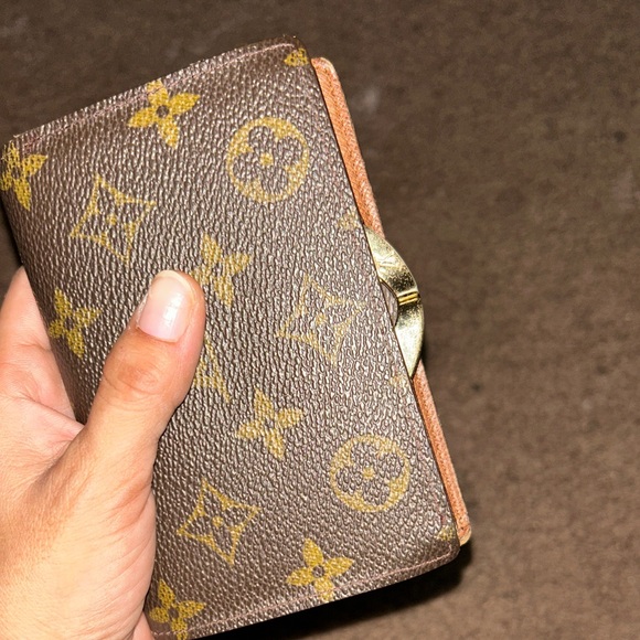 Preloved Louis Vuitton Monogram Porte Monnaie Billets Viennois Bifold Wallet - Picture 5 of 13